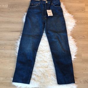 The new real straight jeans in Samurai blue